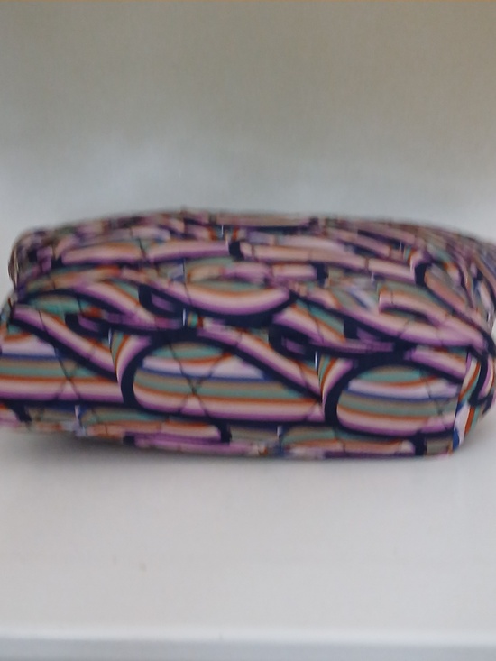 Vera Bradley Small East West Tote- Retro Ribbons - Picture 4 of 5